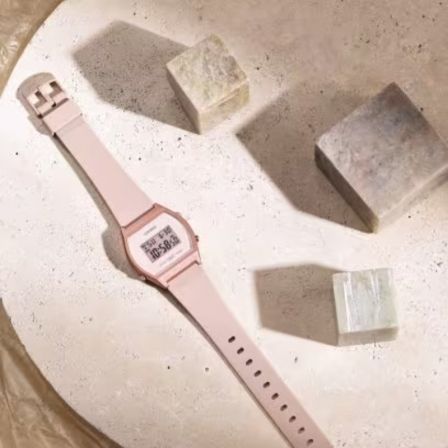 Casio Reloj Digital Collection Women LW-204-4AEF Rosa